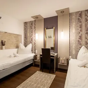 https://hotel-amadea.salzburghotels.net