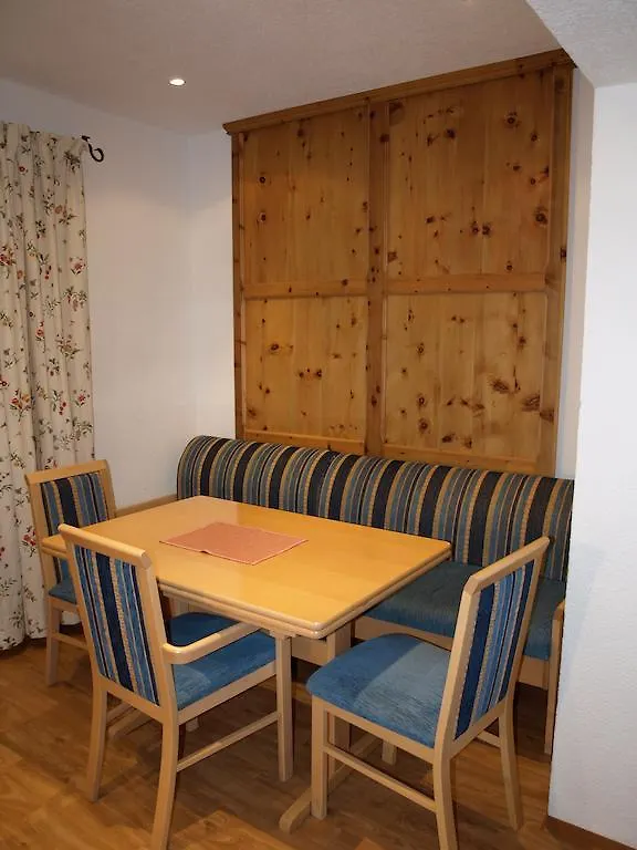 Guest house Haus Karin Hotel Soelden